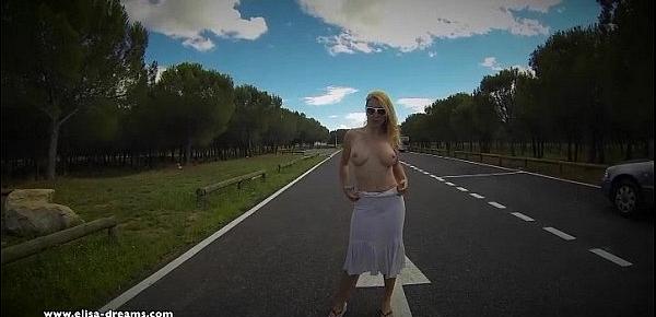  Flashing naked on a rest area for the truckers
